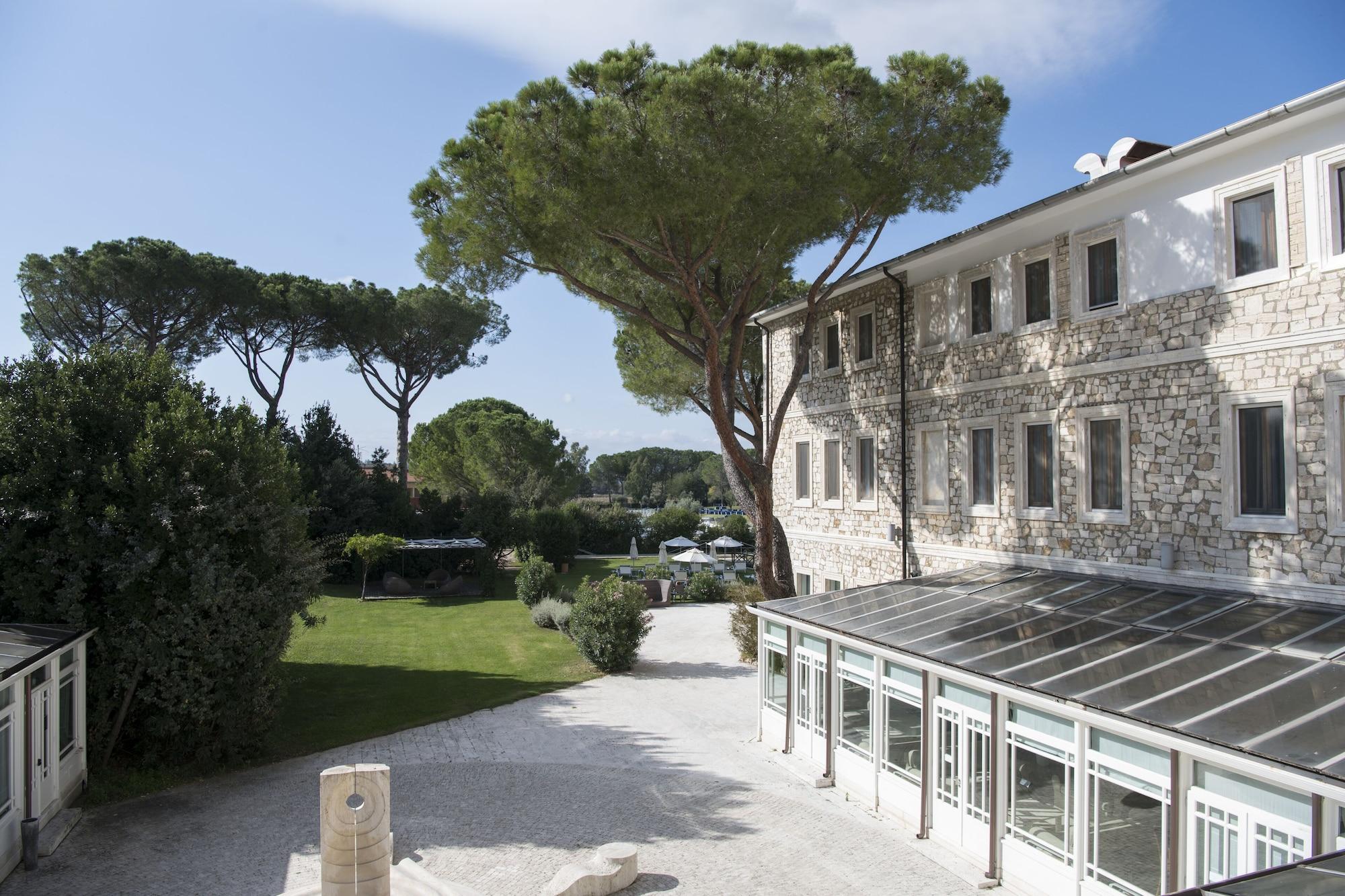 Terme Di Saturnia Natural Spa & Golf Resort - The Leading Hotels Of The World Esterno foto Villa San Michele