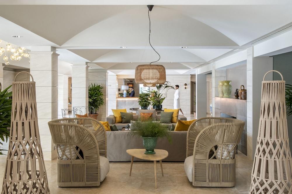 Terme Di Saturnia Natural Spa & Golf Resort - The Leading Hotels Of The World Esterno foto The lobby at the hotel
